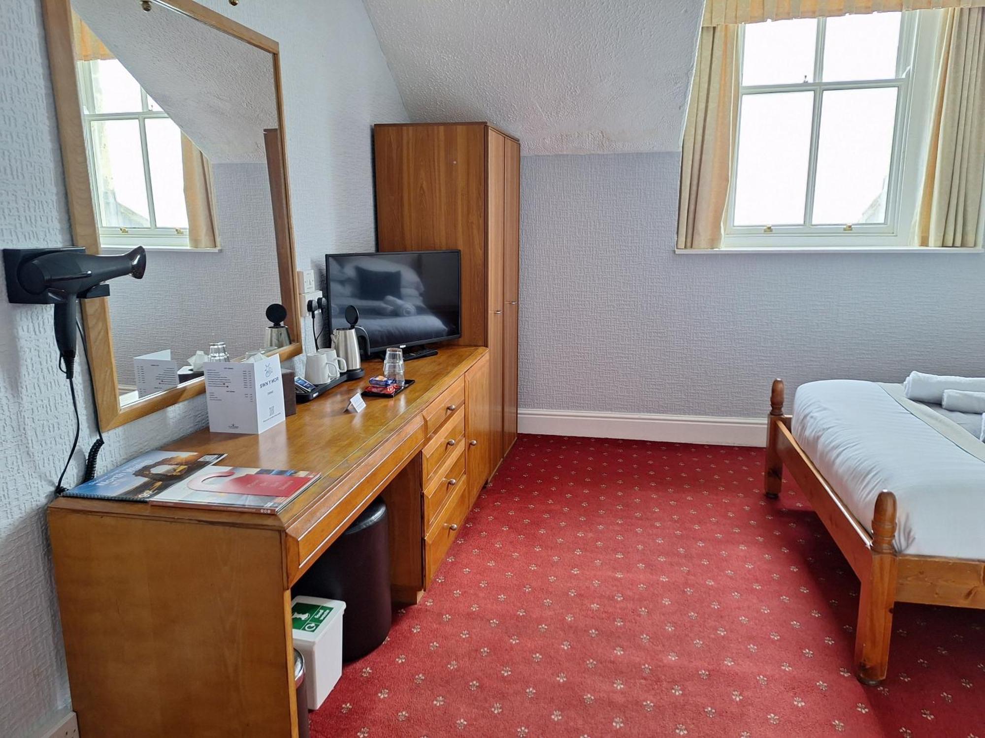 Swn Y Mor Hotel Llandudno Szoba fotó